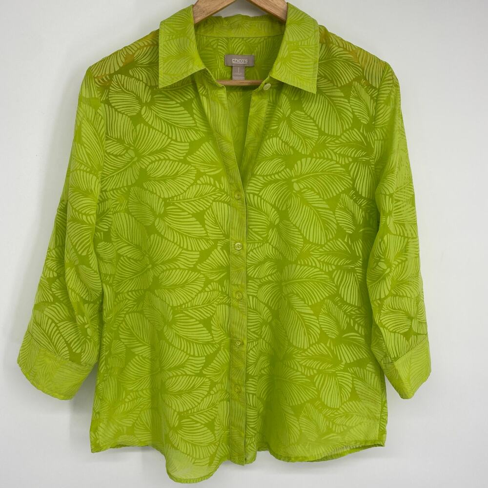 Chico’s Top Women’s Medium Green Semi Sheer Palm Leaf Coastal Nautical Roll Tab